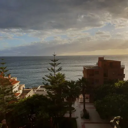 美丽海景拉斯加乐塔斯可爱一室公寓 公寓 *